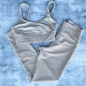 BEACH-RIOT Workout Set